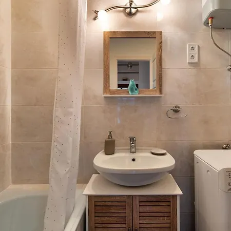 Palm Near By Heroes Square With Free Parking דירה בודפשט