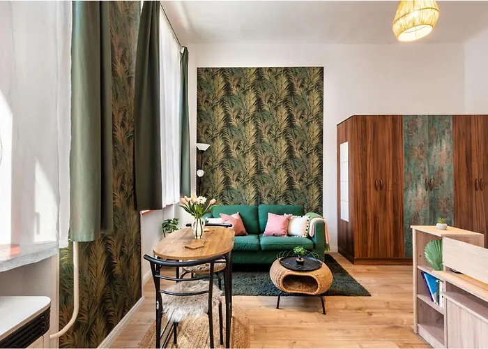 Palm Near By Heroes Square With Free Parking * Budapest