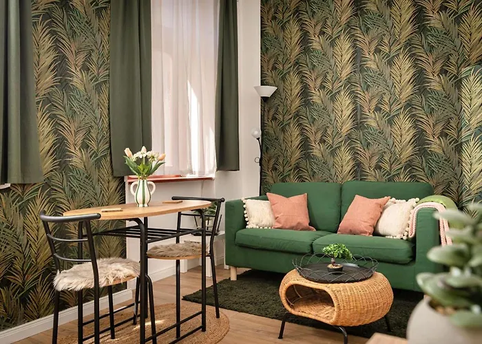 Lejlighed Palm Near By Heroes Square With Free Parking *